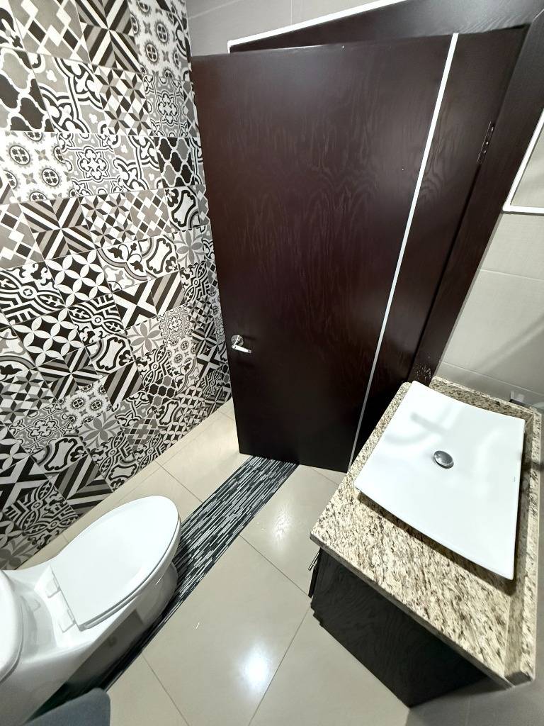 baño abajo