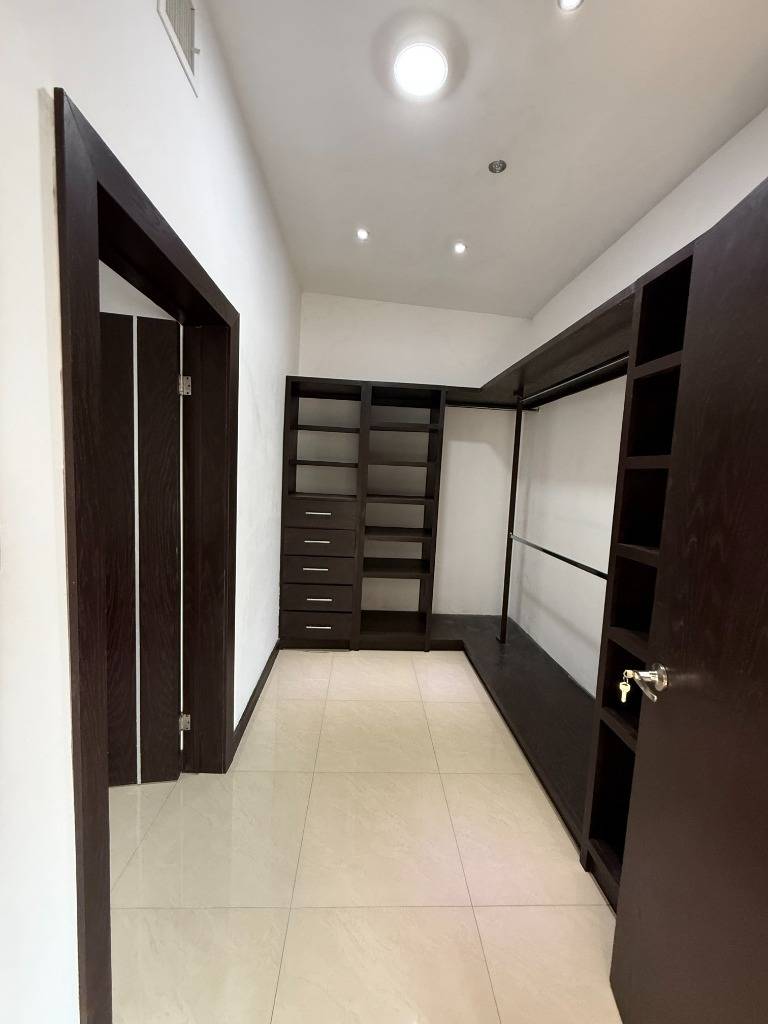 closet2